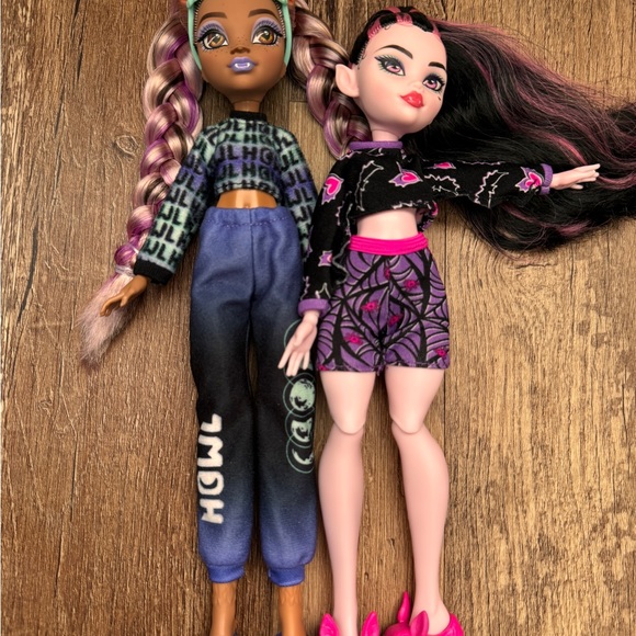 Monster High two doll Sam’s exclusive